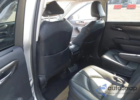 2021 Toyota Highlander Limited/Platinum from USA, damaged, VIN 5TDDZRBH8MS556378